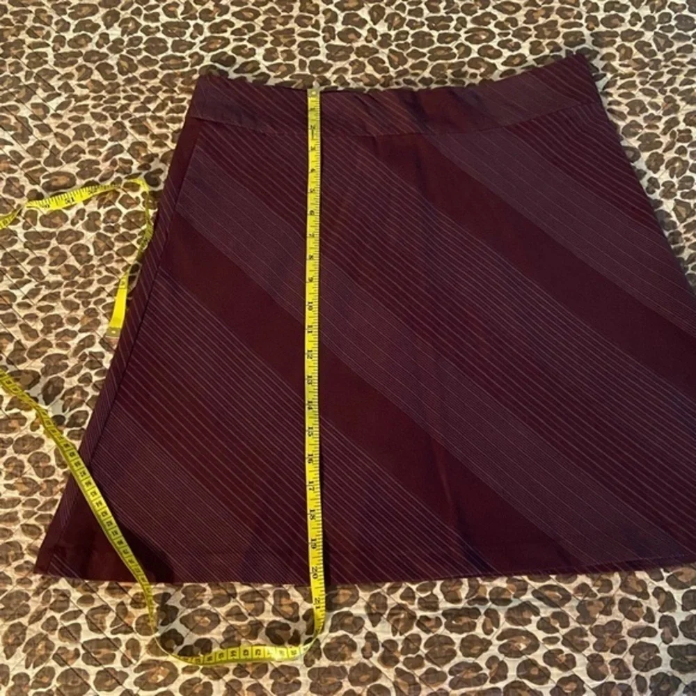 Old Navy Burgundy Wine Striped Plaid Skirt size 10
